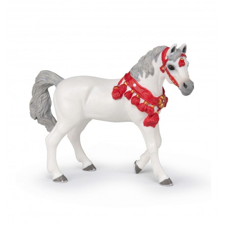 CHEVAL ARABE BLANC EN TENUE DE PARADE
