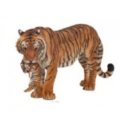TIGRESS WITH CUB
